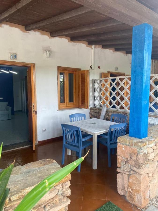 Le Stanze Del Mare Aparthotel Golfo Aranci Bagian luar foto