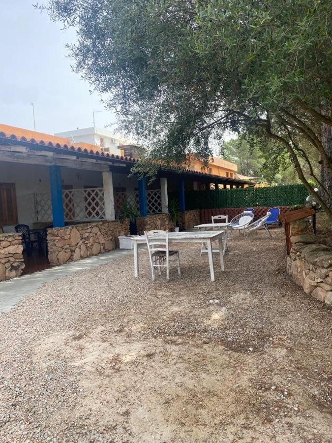 Le Stanze Del Mare Aparthotel Golfo Aranci Bagian luar foto